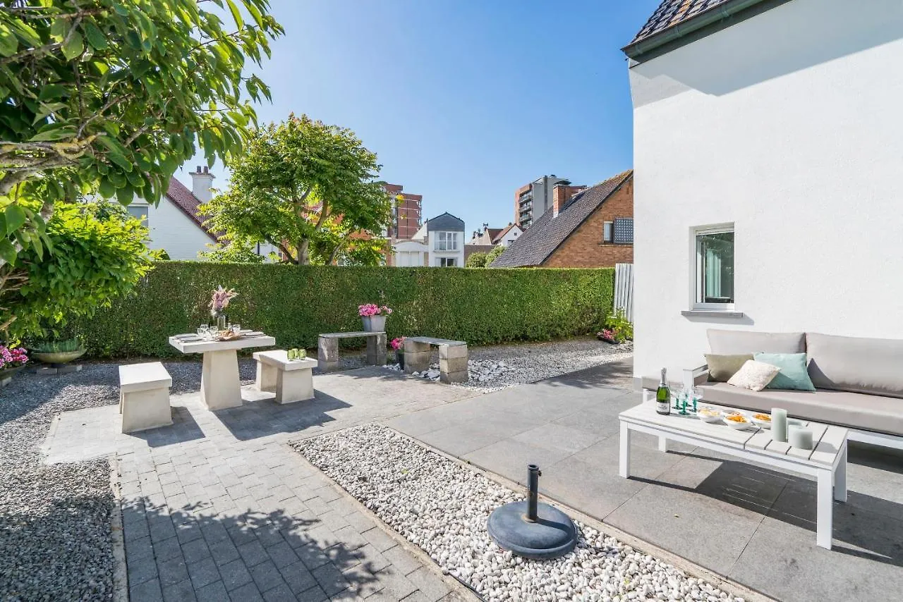 Villa Gamoni - Spacious Holiday Home With Garden Middelkerke 0*,